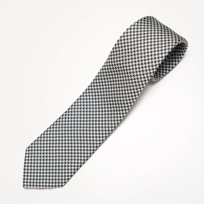 ThreeThread 「ハウンドトゥース（千鳥柄）ネクタイ 丹後産 ハンドロール加工 Hounds thooth tie（BK）」