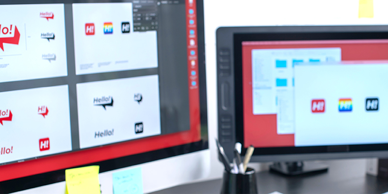 STEP3：複数の方向でロゴ案を作成する
